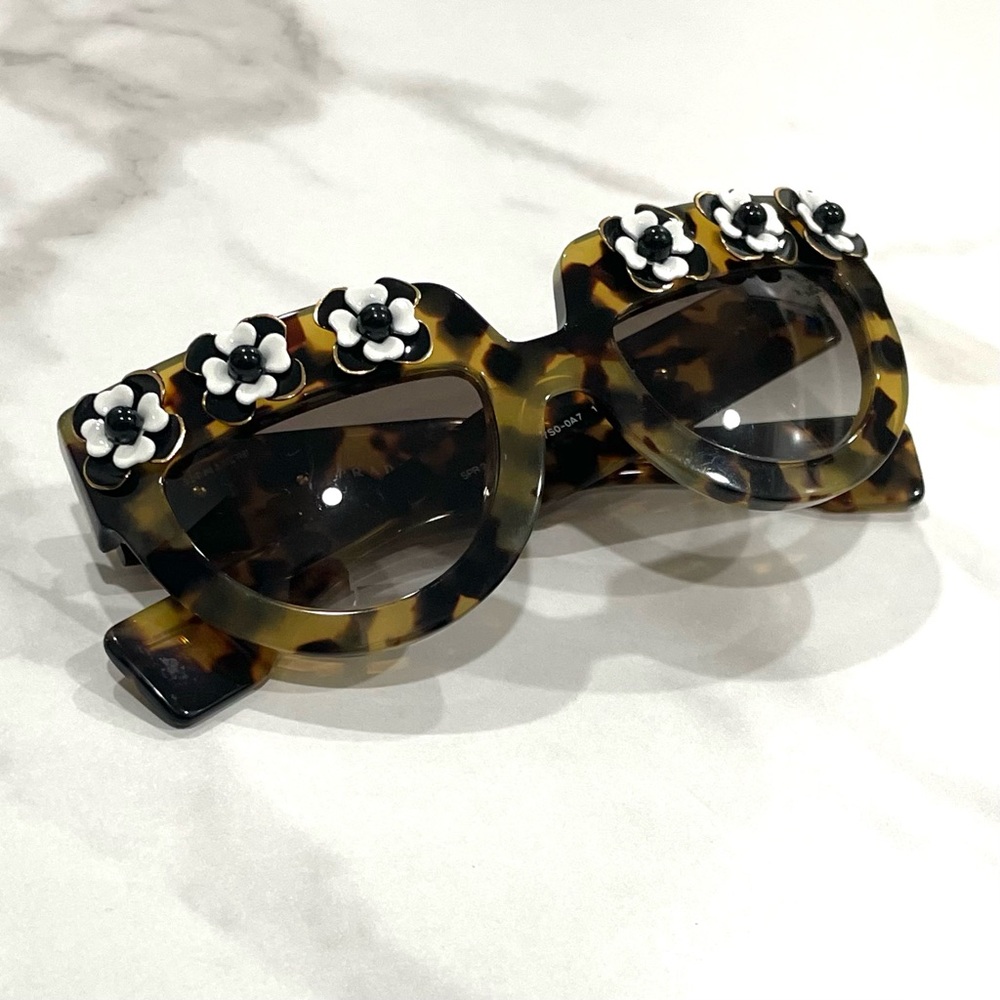 Prada flower Havana sunglasses in Tortoise